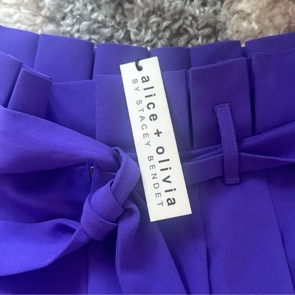 NWT Alice and Olivia Farrel Pleated Paperbag-Waist Pants